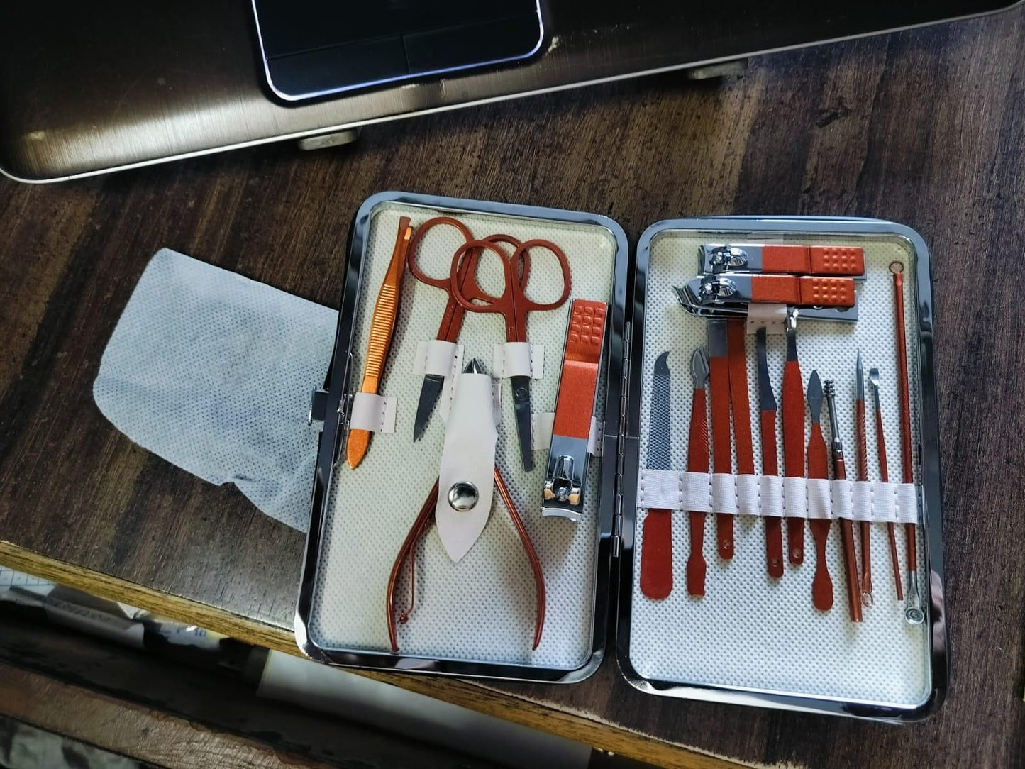 Manicure & Pedicure Nail Tool Set