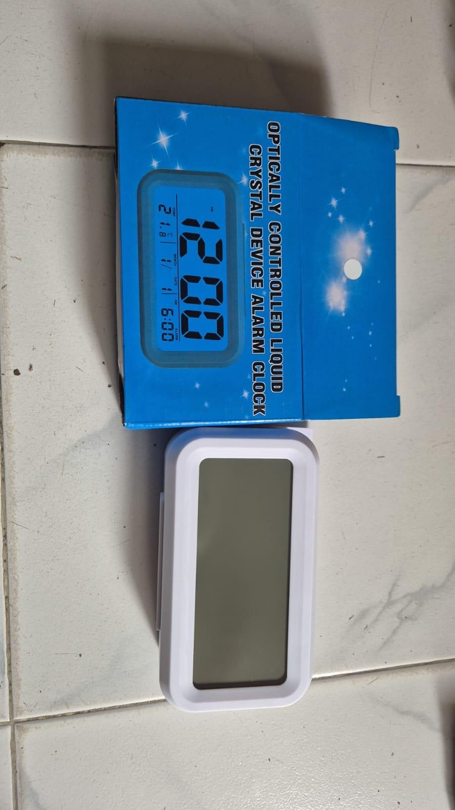 Digital Alarm Clock with Temperature Indicator