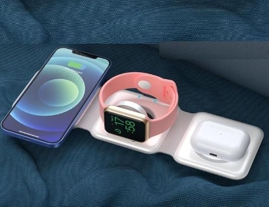 3 in 1 Magnetic Foldable Wireless Charger