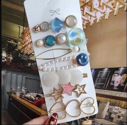 Gracious Pearl Gold Plated Hairclip Jewellery for Women & Girls